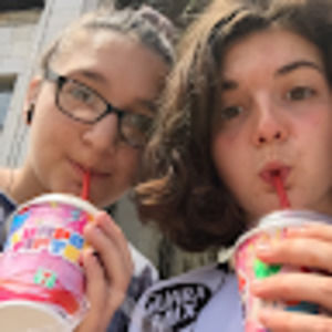 Meet your Posher, Caryne